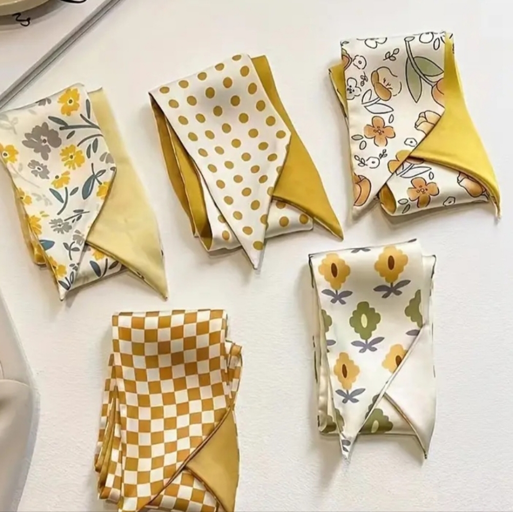 5 pcs. Satin Printed Twillys/Scarves - Picture 2 of 7